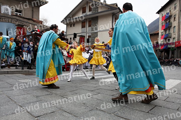Gara delle Bighe 2011-7756.jpg